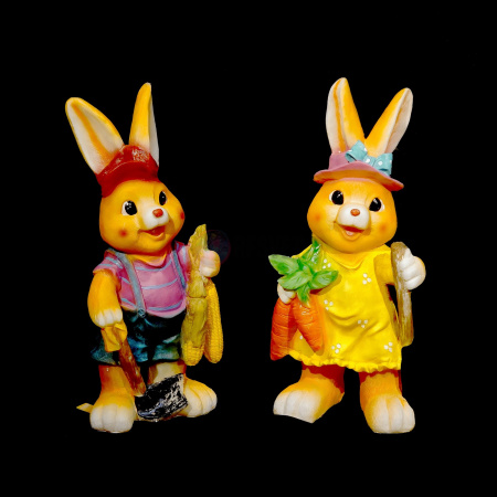 Объемная фигура из стекловолокна "Зайчик с кукурузой", 32*28*68 см, с трансформатором