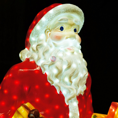 Объемная фигура из стекловолокна "Санта с подарками" 170*85*65 см, с трансформатором