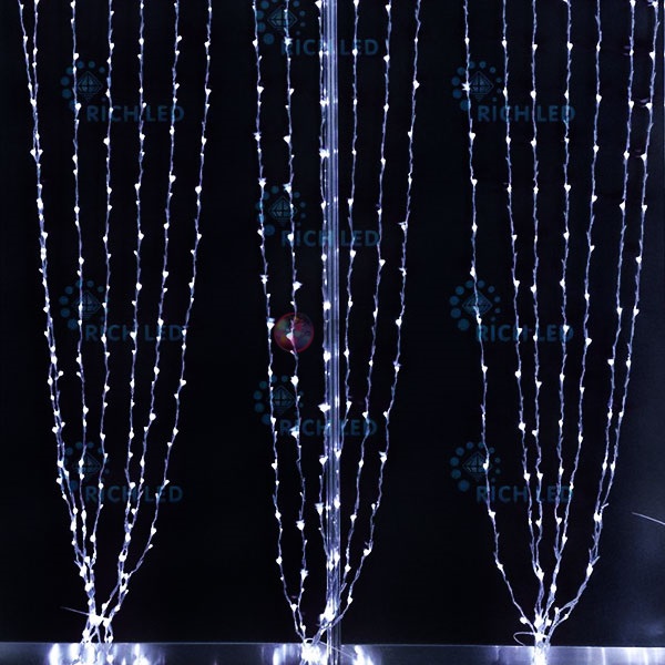 Светодиодный дождь (LED Плей Лайт), 2*3,0 м, Водопад белый Светодиодный дождь (LED Плей Лайт), 2*3,0 м, Водопад белый