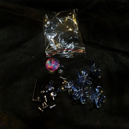 Световое дерево «Сакура», диаметр 1.5 м, высота 1.9 м, 864 лепестка, белое